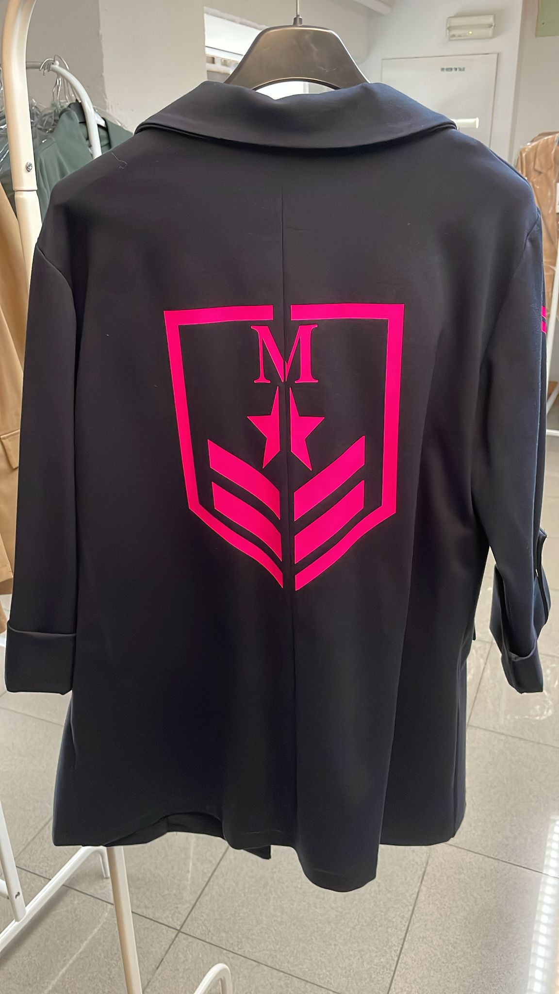 Blazer "Army” azul “letra M