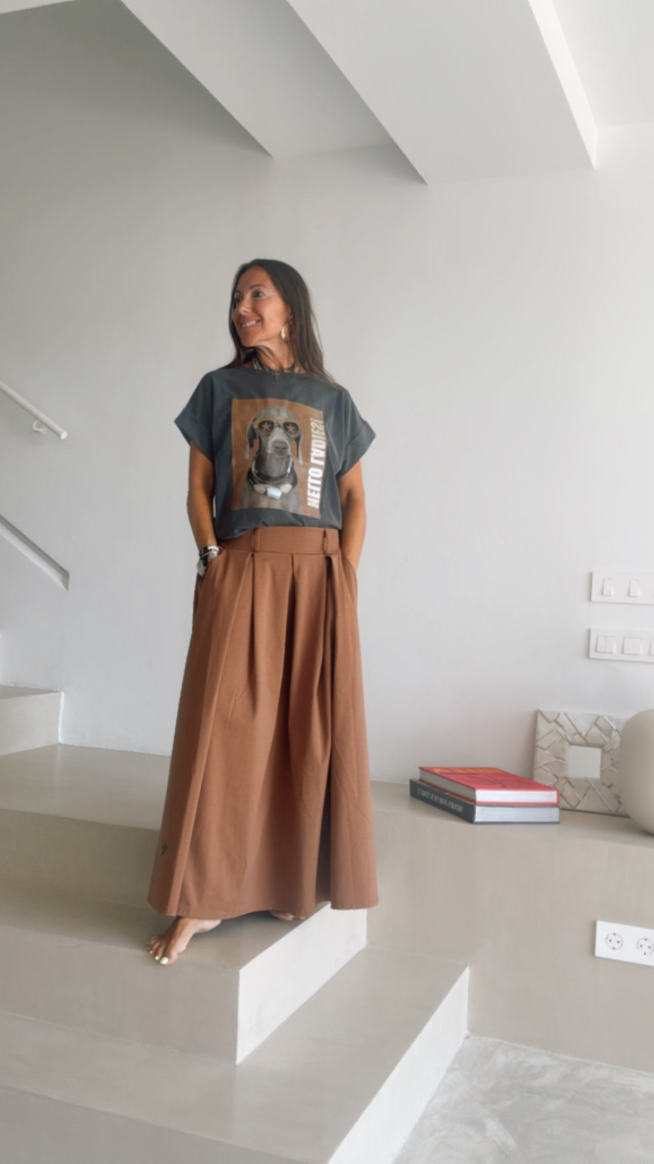 Camiseta  “Hello Ladies”