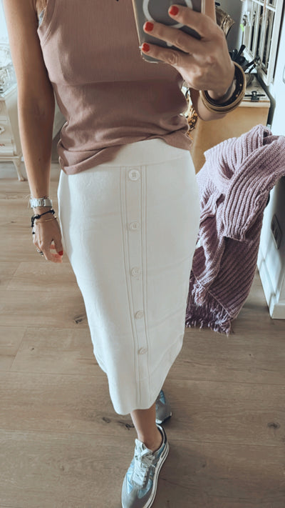 Falda blanca botones midi