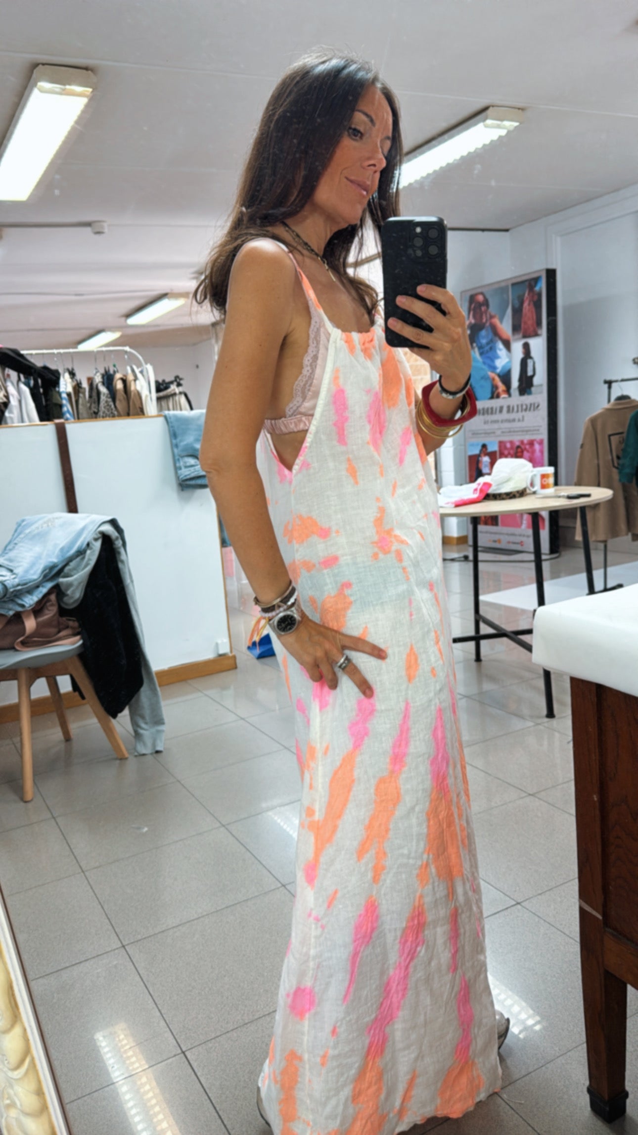 Vestido colores flúor desgastado